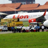 Sukamto Buka Pintu Darurat dan Loncat 2 Meter dari Pesawat Lion Air