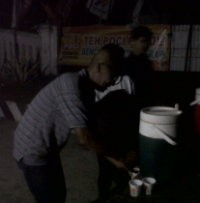 Kehangatan Teh di Tengah Dinginnya Pengungsian Merapi 