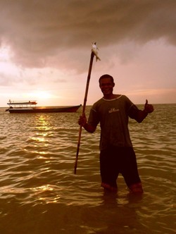 Tatkala Senja Jatuh di Pantai Cagar Alam Kumbe