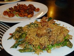 Krenyes Kriuk Cumi Goreng Pulau Dua