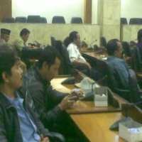 Anggota Dewan Merokok agar Lebih Konsen Serap Aspirasi