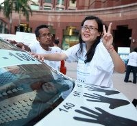 3 Wanita Lawan 3 Lelaki