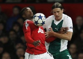 Mengukir Sejarah di Atas Nama MU