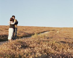 3 Kunci Sukses Berhubungan Jarak Jauh