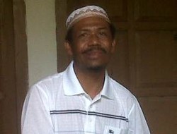 Ingin Evakuasi Ponimin, Tim SAR Terjebak di Atas Pohon