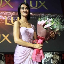 Gantikan Luna Maya, Atiqah Anggap Sebuah Prestasi