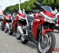 Honda Hadirkan CBR 250R dan CBR 150R di Jakarta