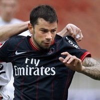 Pisah dengan PSG, Kezman Balik ke Inggris?