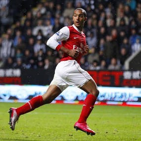 Wenger: Walcott Bisa Seperti Henry