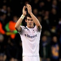 Van der Vaart: Pertahankan Bale, Spurs