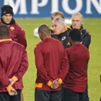 Giallorossi Waspada Penuh