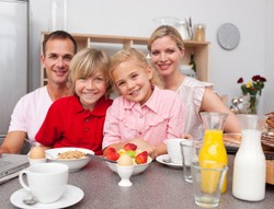 5 Nutrisi Paling Penting Untuk Si Kecil