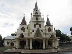 Katedral Reinha Rosari, Larantuka, Flores