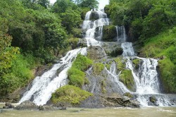 Bergelut Dengan Jeram Sungai Maiting