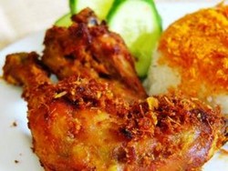 Kres..kres, Renyah Ayam Goreng Balphuss