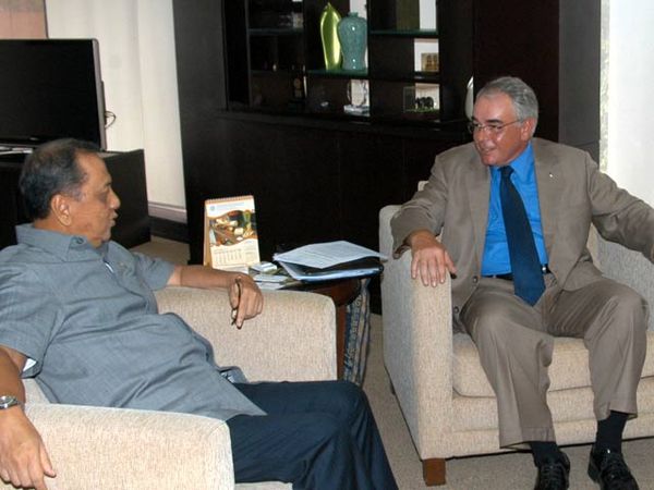 MS Hidayat Bertemu Dubes Uni Eropa