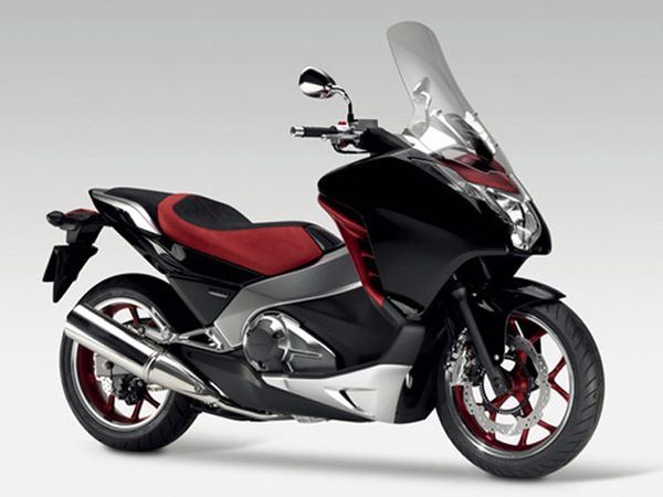 Motor Honda untuk Jalan Jauh