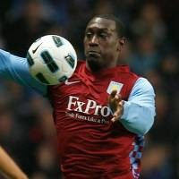 Heskey Cedera, Villa Tambah Pening