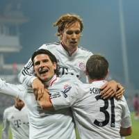 Pukul Cluj 4-0, Bayern ke Perdelapanfinal