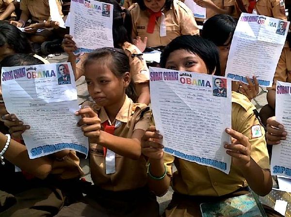 Siswa SMP Kirim Surat untuk Obama