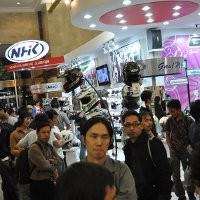 Yuk, Berburu Helm Murah