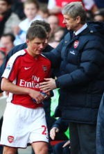 Duo Belanda Cuekin Wenger