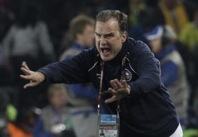 Bielsa Tinggalkan Kursi Pelatih Chile