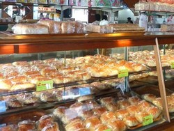 Kelezatan Roti Halal a la Majestyk Bakery