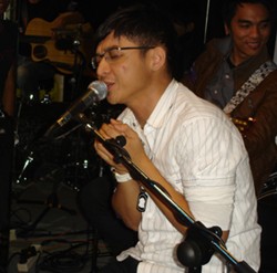 Merapi Meletus, Ungu Batal Konser di Yogyakarta