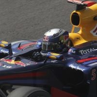 Red Bull Lanjutkan Dominasi