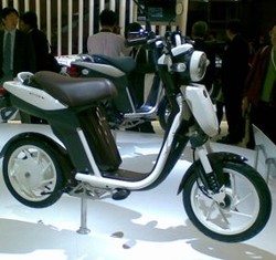 Yamaha EC-03, Motor Kecil Nan Lincah 