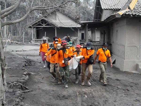 Evakuasi Korban Merapi