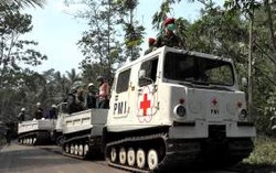 PMI Terjunkan Kendaraan Segala Medan Hagglunds untuk Evakuasi Korban Merapi