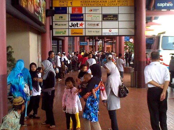 Calhaj Tetap Diberangkatkan dari Cengkareng