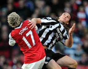 Newcastle Tekuk Arsenal di Emirates
