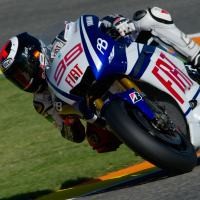 Lorenzo Sempurnakan Musimnya