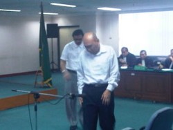 Terima Suap, 2 Auditor BPK Jabar Diganjar 4 Tahun Bui