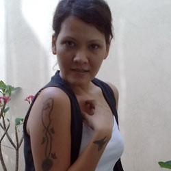 Melanie Subono Tes Persahabatan Lewat Acara Amal