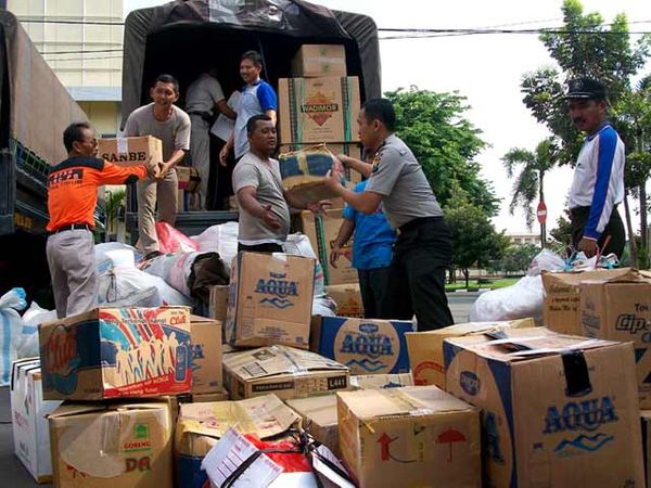 Bantuan Untuk Korban Merapi