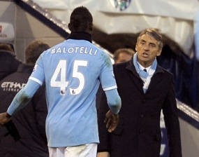 Mancini Anggap Balotelli Tak Layak Diusir