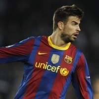 Pique Setengah Jalan untuk Samai Rekor Kartu di Barca