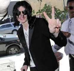 Label Bantah Suara Michael Jackson di Lagu Baru Palsu
