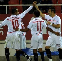 Sevilla Bekuk 10 Pemain Valencia