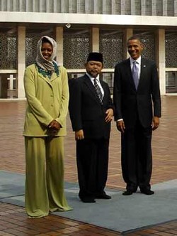 Obama Beri Cinderamata Salinan Naskah Kemerdekaan AS Kepada Masjid Istiqlal