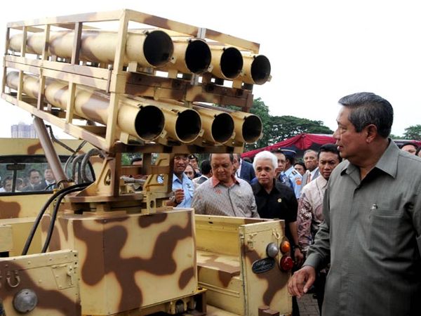 SBY Buka Indo Defence 2010