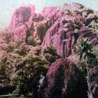 Pengelola Wisata Gunung Nglanggeran: Gemuruh Itu dari Merapi