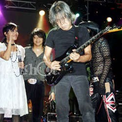 Ian Antono: Kalau Sudah Manggung Lupa Sakit