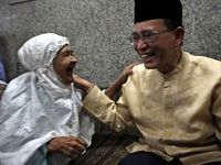 Menag dan Jamaah Haji Tertua