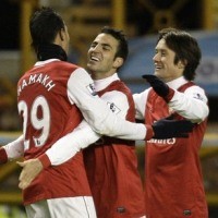 Wenger Acungi Jempol Daya Juang Arsenal