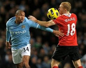 Derby Manchester Berakhir Kacamata